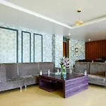 Hotel Lake View Grand