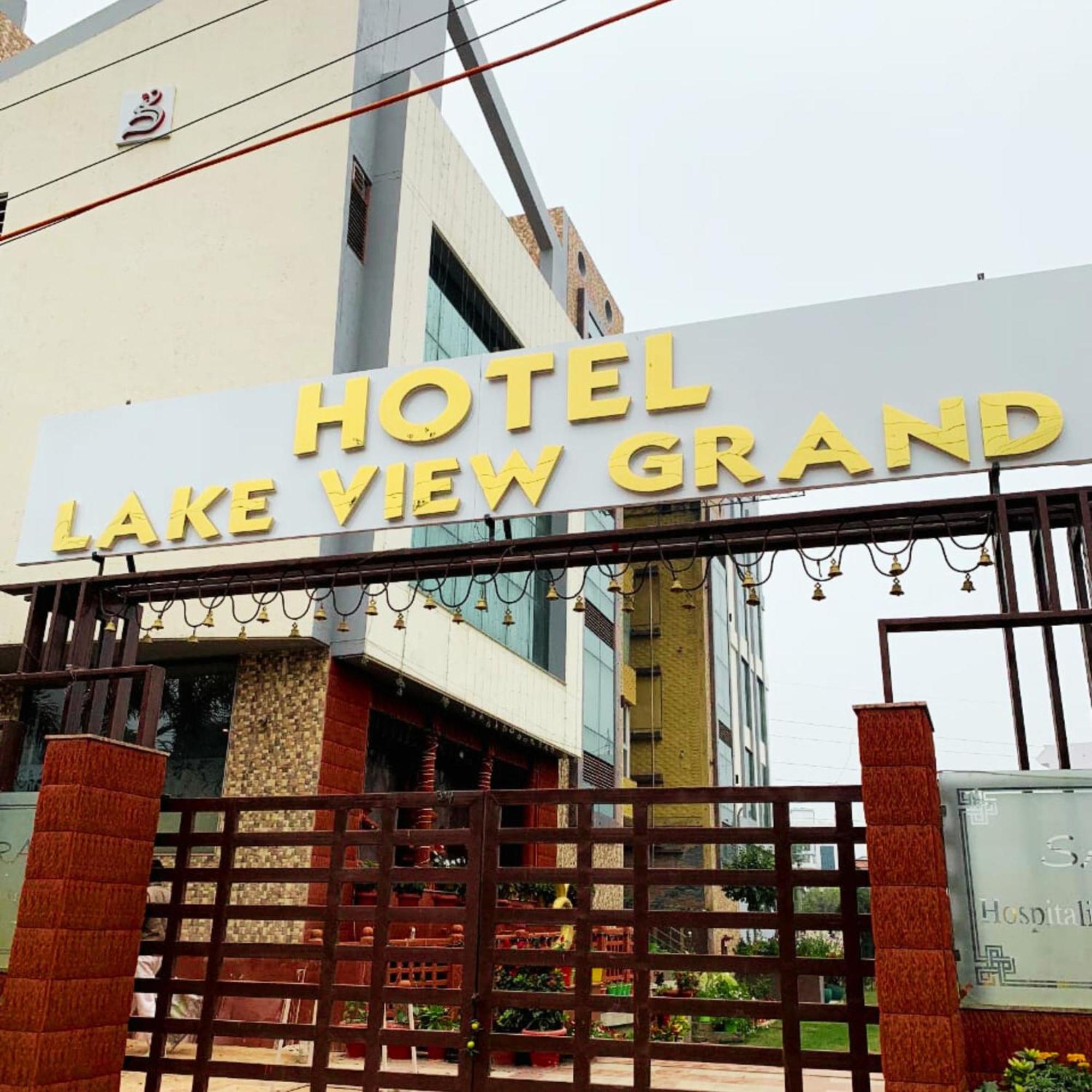 Lake View Grand Hotel Lucknow