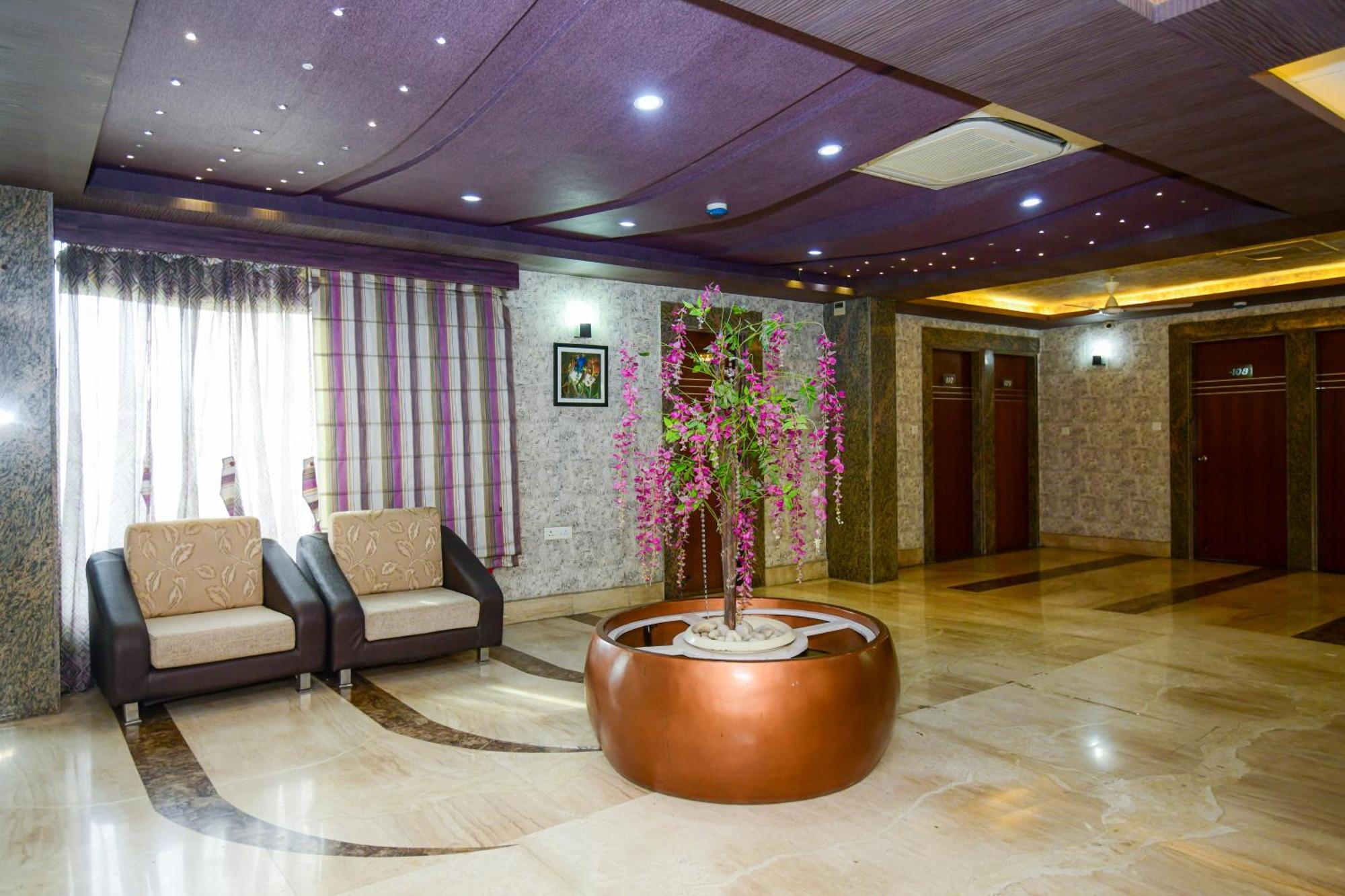 Hotel Lake View Grand *